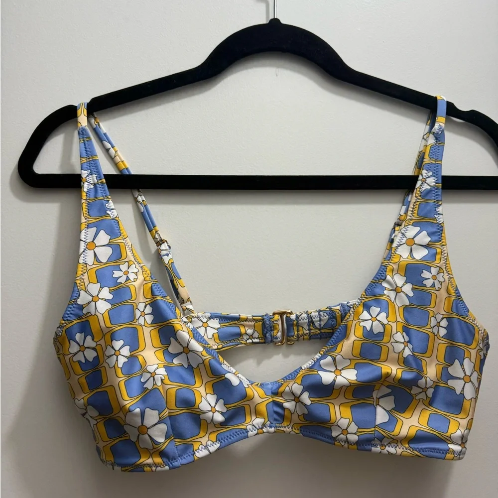 Floral Blue and Yellow Bikini Top -Inner Relm - Picture 6 of 6